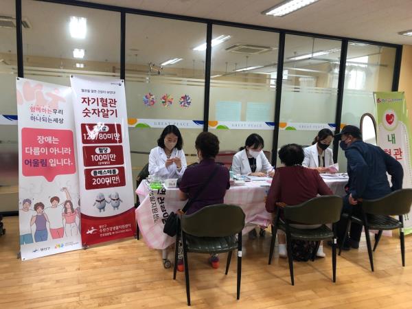 Ŭ���Ͻø� ū �̹����� ���� �ֽ��ϴ�.