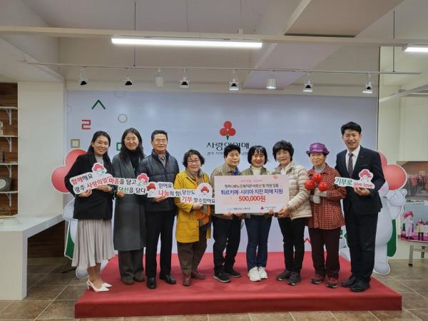 Ŭ���Ͻø� ū �̹����� ���� �ֽ��ϴ�.